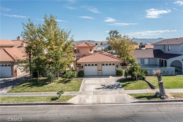 27615 Silver Lakes, Helendale, California 92342
