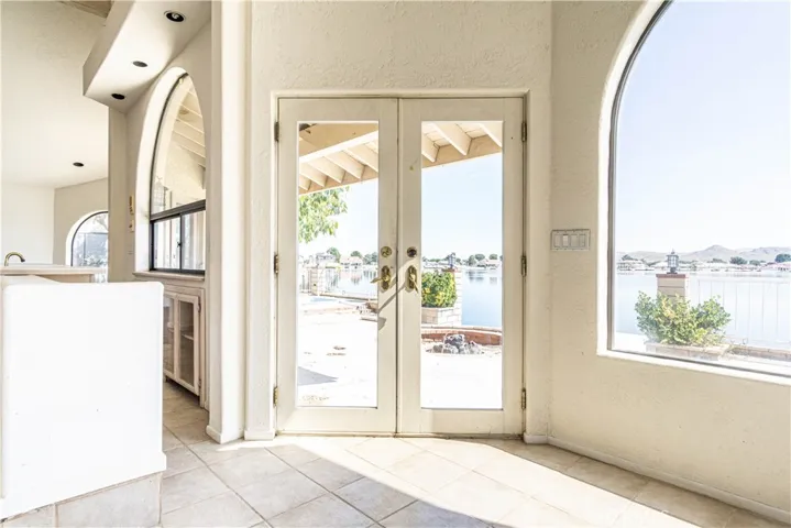 27615 Silver Lakes, Helendale, California 92342
