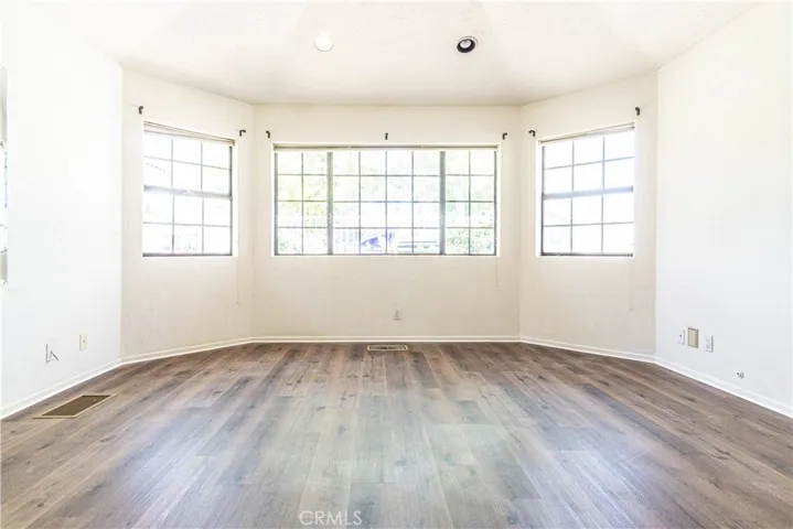 27615 Silver Lakes, Helendale, California 92342