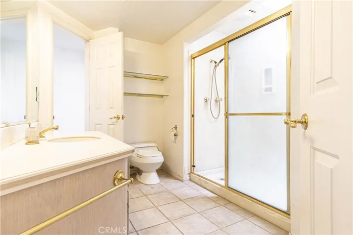 27615 Silver Lakes, Helendale, California 92342