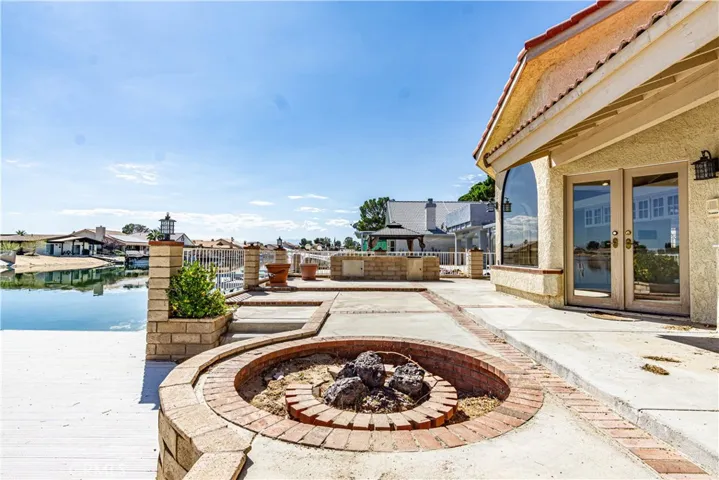 27615 Silver Lakes, Helendale, California 92342