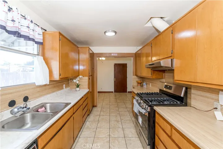 4848 W 120th Street, Hawthorne, California 90250