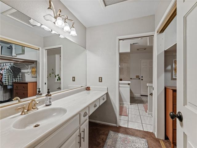 17053 Tiama Road, Apple Valley, California 92307