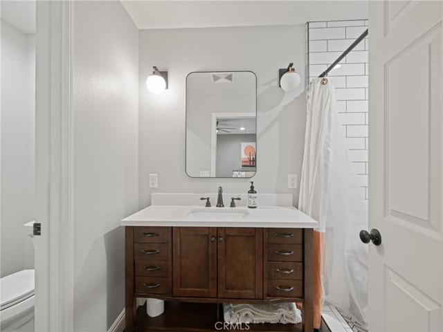 17053 Tiama Road, Apple Valley, California 92307