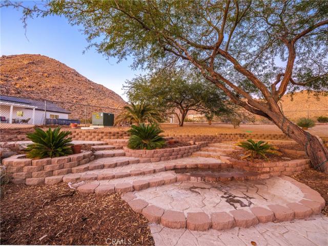 17053 Tiama Road, Apple Valley, California 92307
