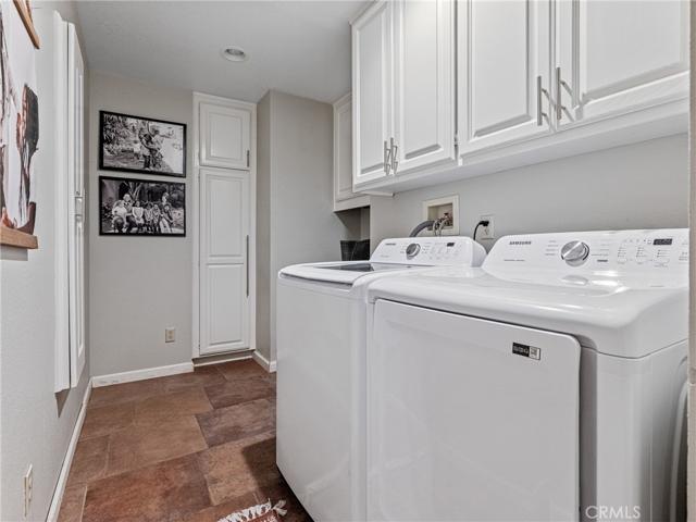 17053 Tiama Road, Apple Valley, California 92307
