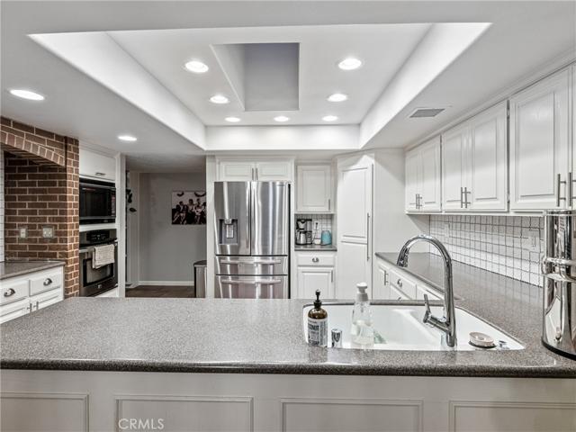 17053 Tiama Road, Apple Valley, California 92307