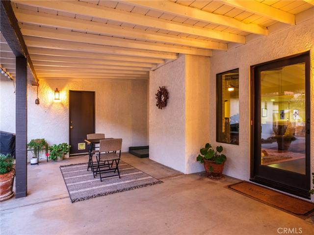 17053 Tiama Road, Apple Valley, California 92307
