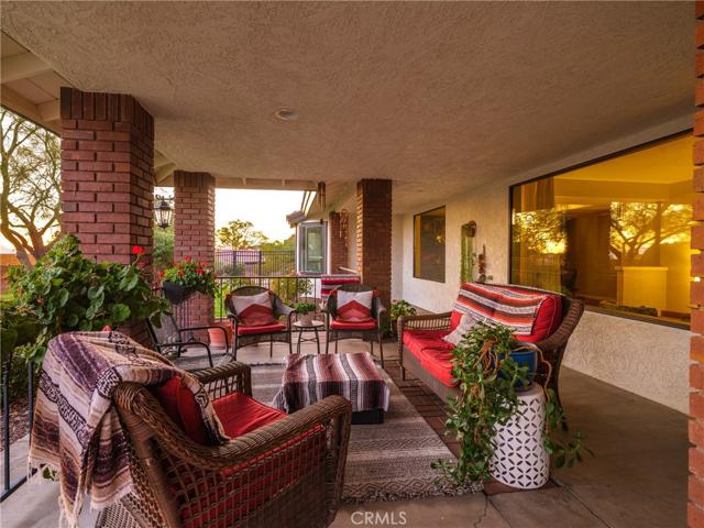 17053 Tiama Road, Apple Valley, California 92307