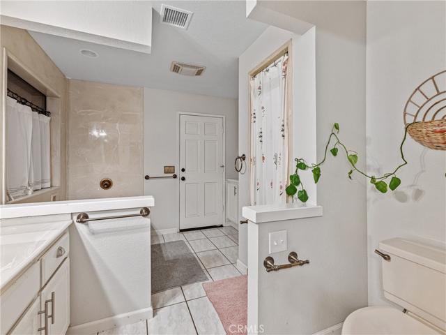 17053 Tiama Road, Apple Valley, California 92307
