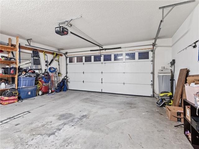 17053 Tiama Road, Apple Valley, California 92307