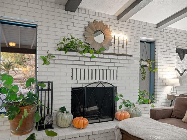 17053 Tiama Road, Apple Valley, California 92307