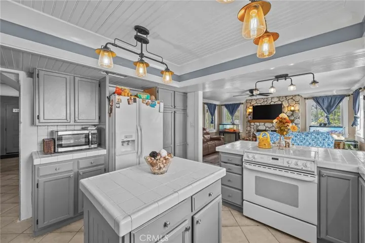 31780 Ruth Lane, Homeland, California 92548