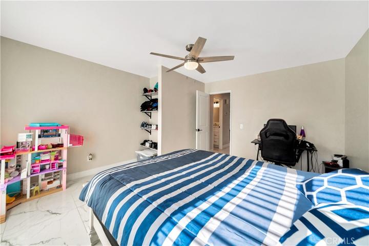 858 Rock Ridge Court, Corona, California 92878