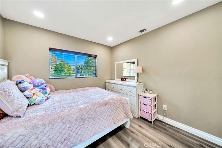 858 Rock Ridge Court, Corona, California 92878
