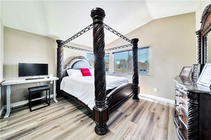 858 Rock Ridge Court, Corona, California 92878