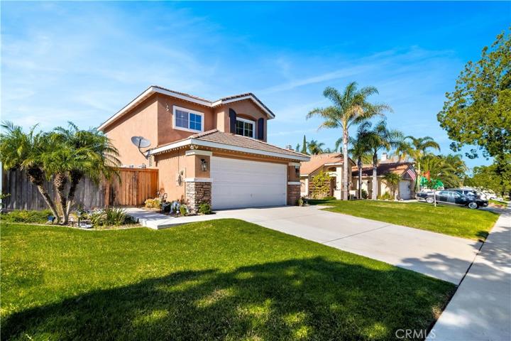 858 Rock Ridge Court, Corona, California 92878