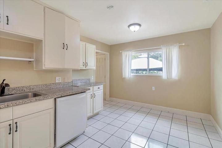 #117 Kitchen Leads to Laundry Room