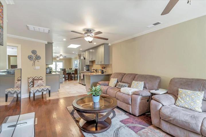 #116 Living Room & Kitchen