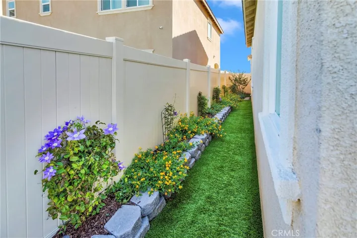 10860 Quarter Horse Avenue, Hesperia, California 92345