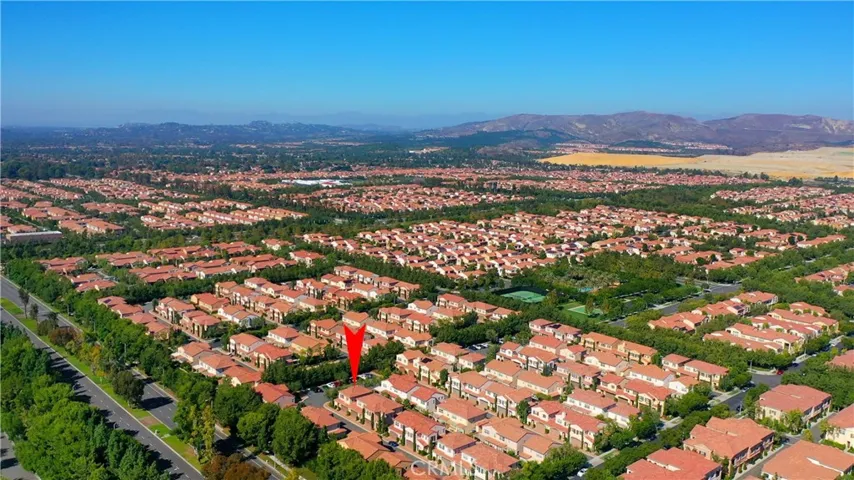 71 Overbrook, Irvine, California 92620