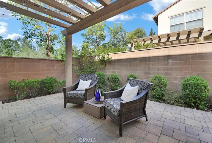 71 Overbrook, Irvine, California 92620