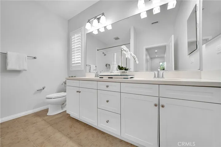 71 Overbrook, Irvine, California 92620