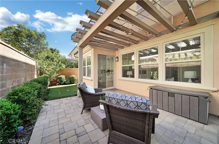 71 Overbrook, Irvine, California 92620