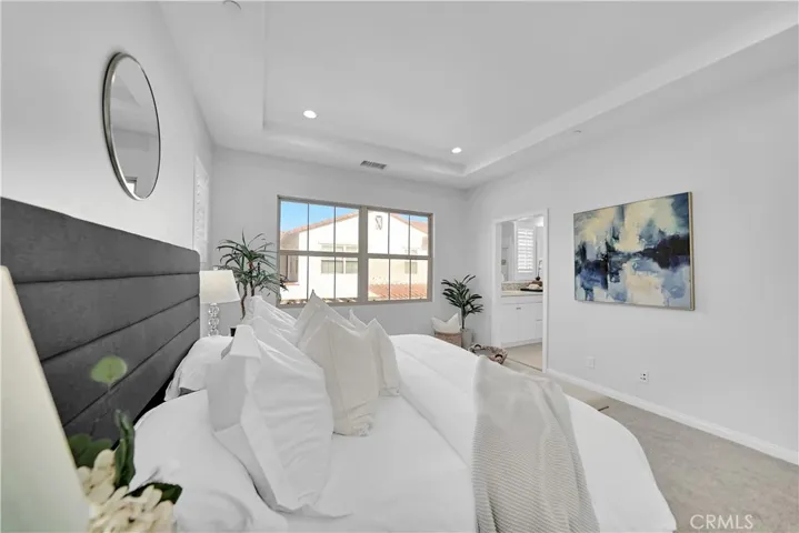 71 Overbrook, Irvine, California 92620