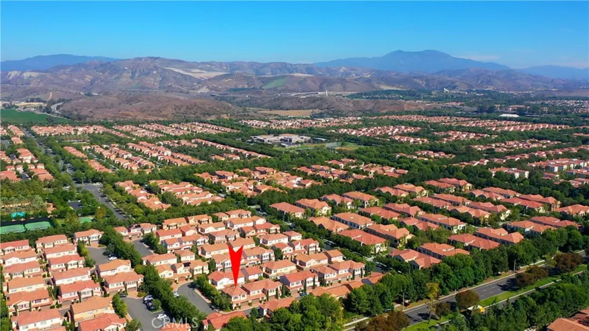 71 Overbrook, Irvine, California 92620