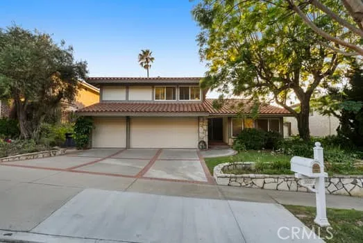 Nestled in a wonderful large residential area....