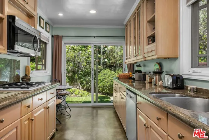 13201 Warren Avenue, Los Angeles, California 90066