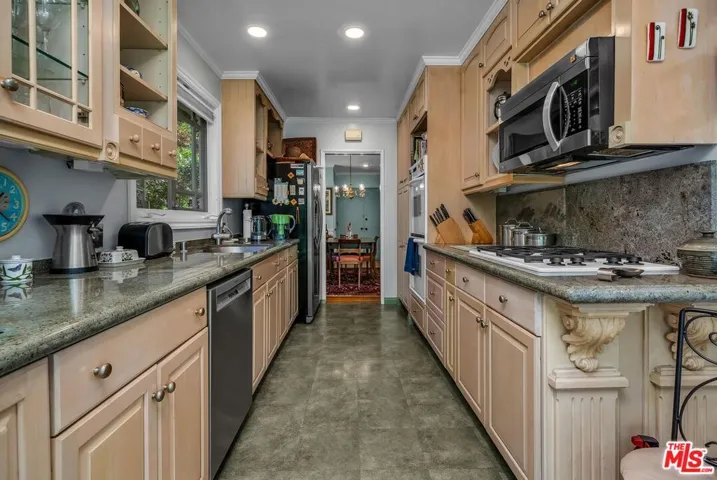 13201 Warren Avenue, Los Angeles, California 90066
