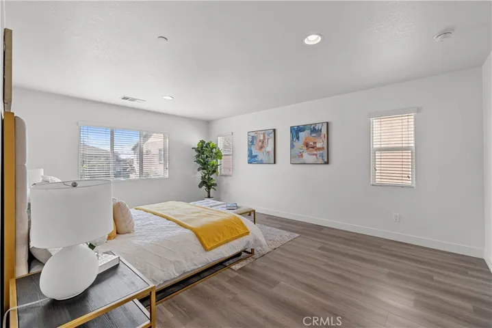12907 Luna Street, Eastvale, California 92880