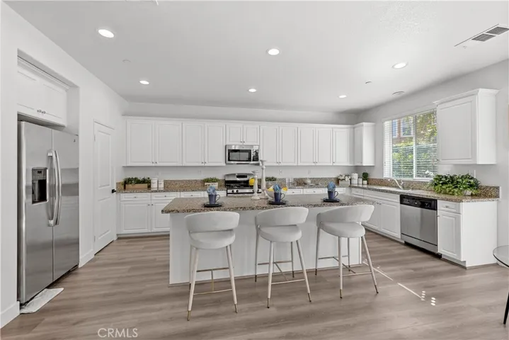 12907 Luna Street, Eastvale, California 92880