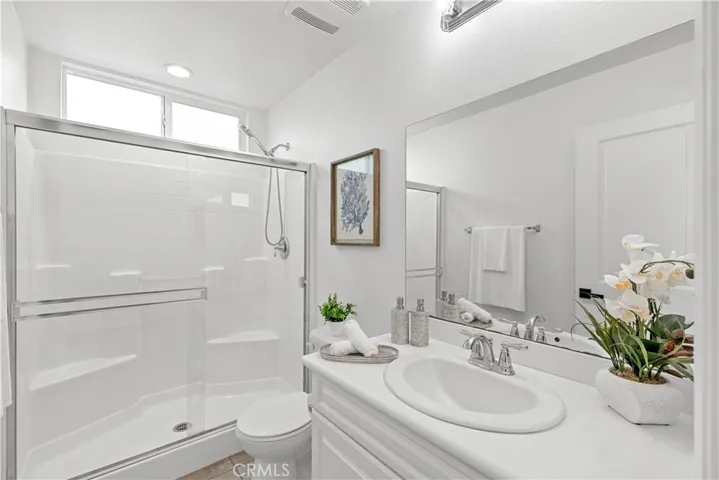 12907 Luna Street, Eastvale, California 92880