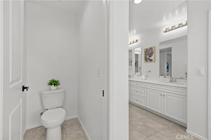 12907 Luna Street, Eastvale, California 92880