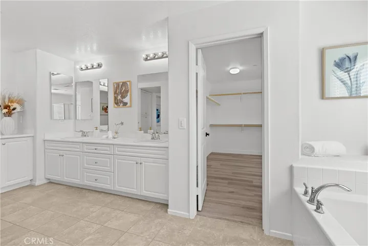12907 Luna Street, Eastvale, California 92880