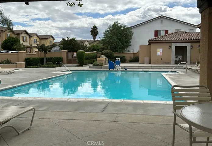 Community pool