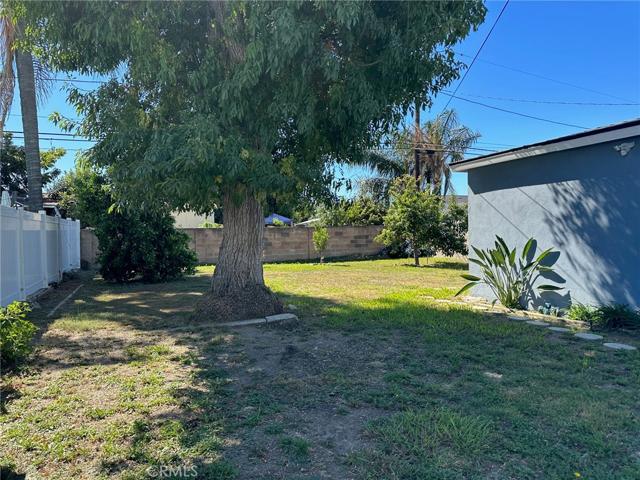 19520 Enadia Way, Reseda, California 91335