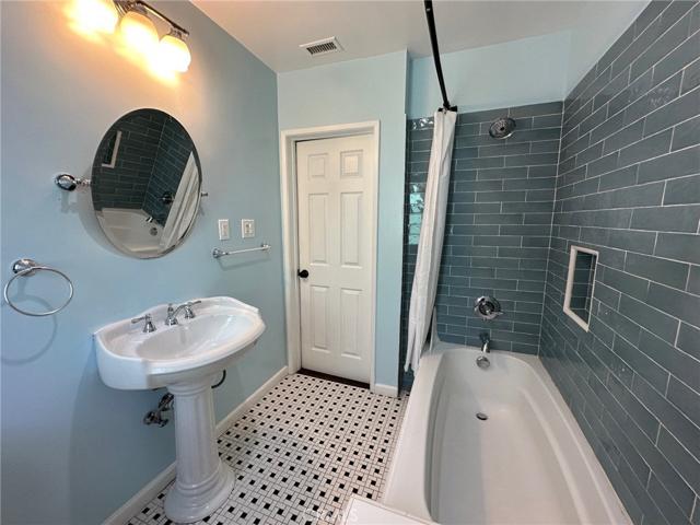 19520 Enadia Way, Reseda, California 91335