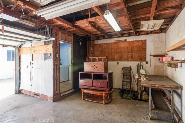 24015 Neptune Avenue, Carson, California 90745