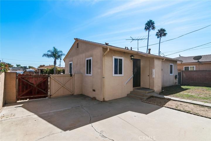 24015 Neptune Avenue, Carson, California 90745