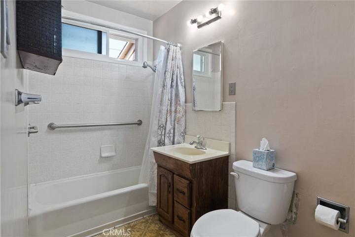 24015 Neptune Avenue, Carson, California 90745