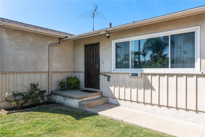 24015 Neptune Avenue, Carson, California 90745