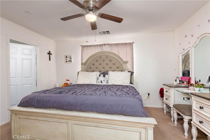 21726 Doreen Place, Saugus, California 91350