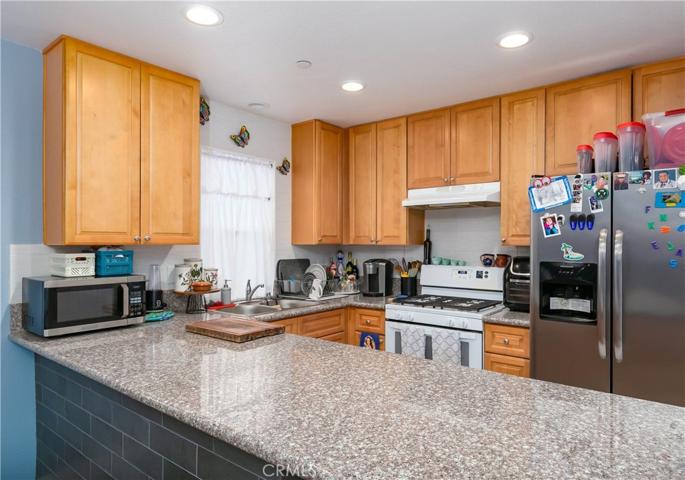 21726 Doreen Place, Saugus, California 91350