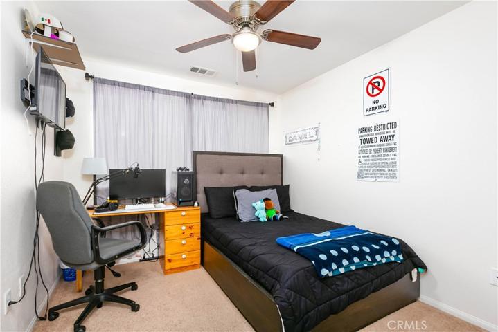 21726 Doreen Place, Saugus, California 91350