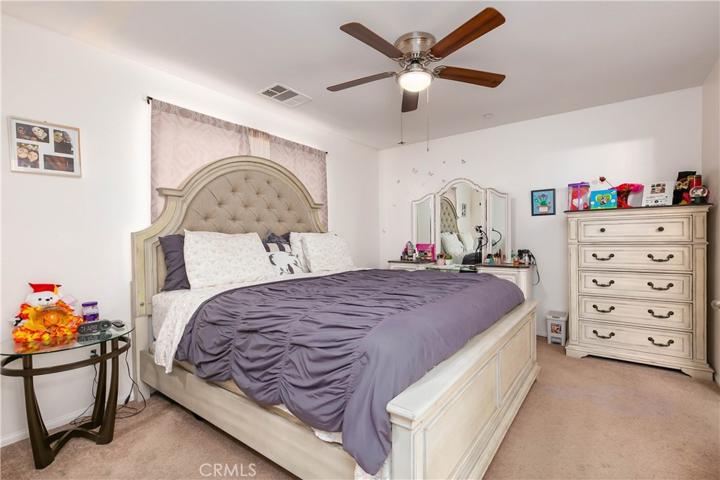 21726 Doreen Place, Saugus, California 91350