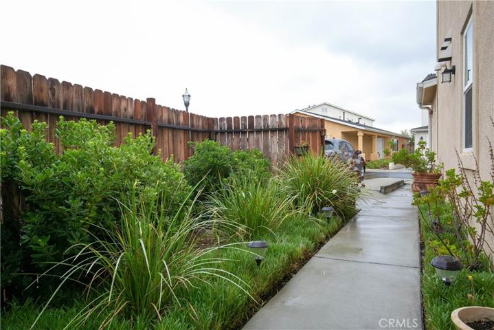 21726 Doreen Place, Saugus, California 91350